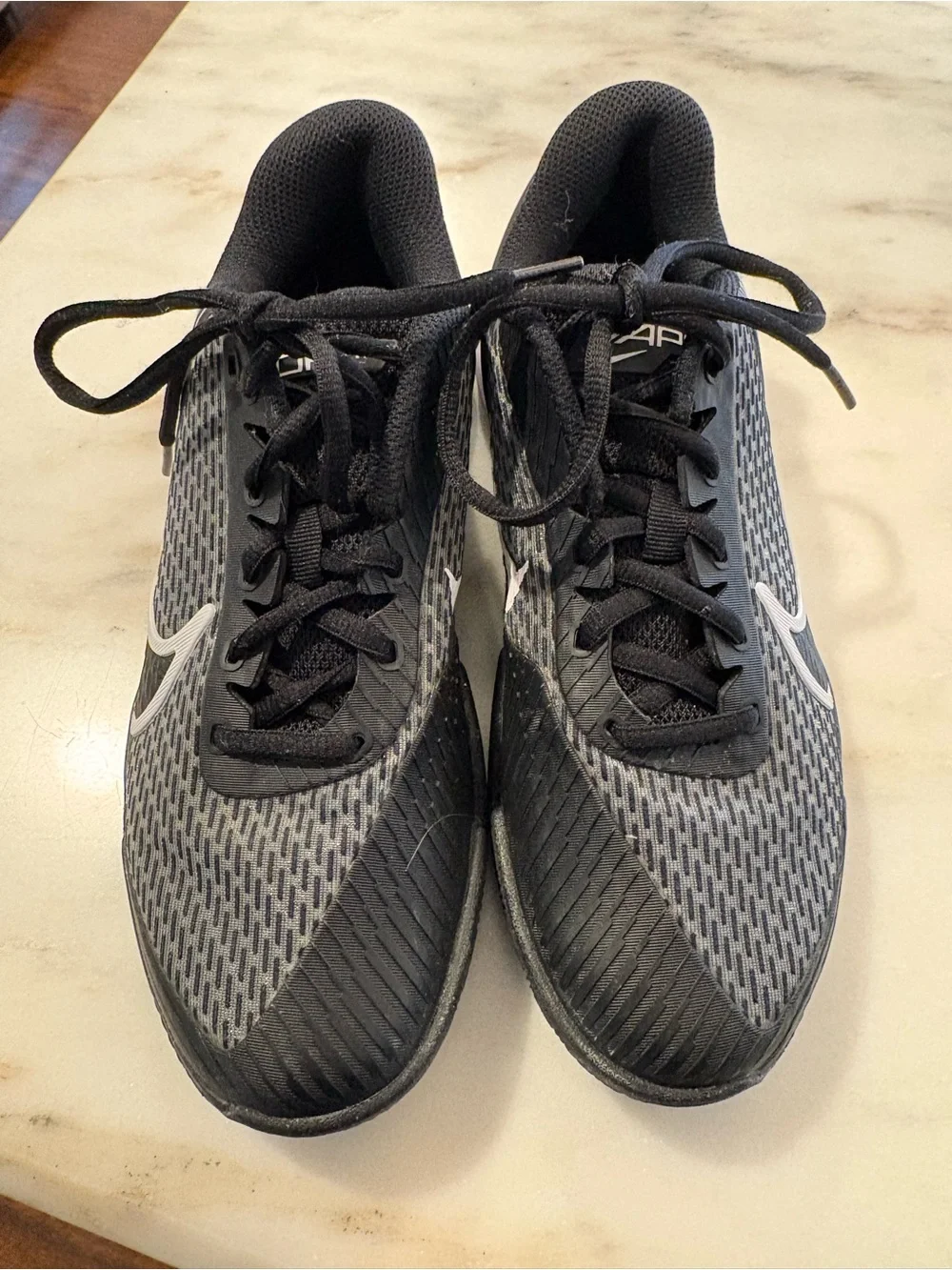 Nike Black and White Womens Vapor Tennis Sneakers